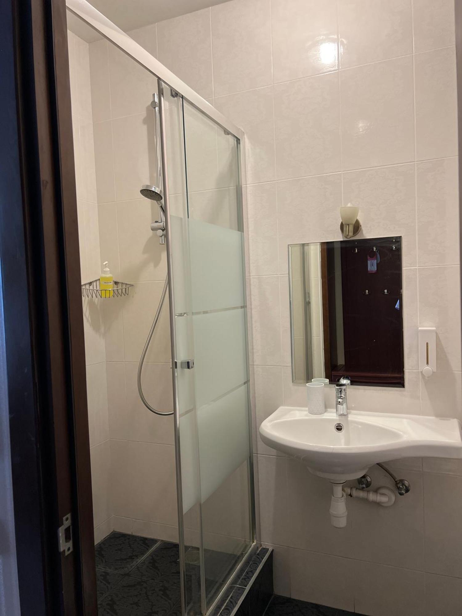 Hotel Lavilia Κίεβο Εξωτερικό φωτογραφία
