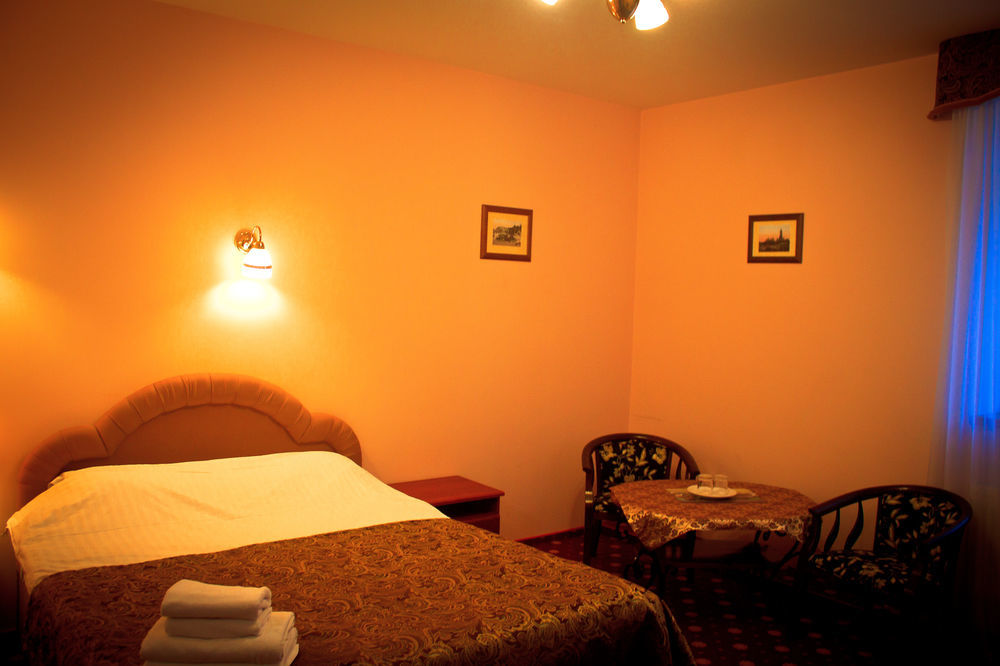 Hotel Lavilia Κίεβο Εξωτερικό φωτογραφία