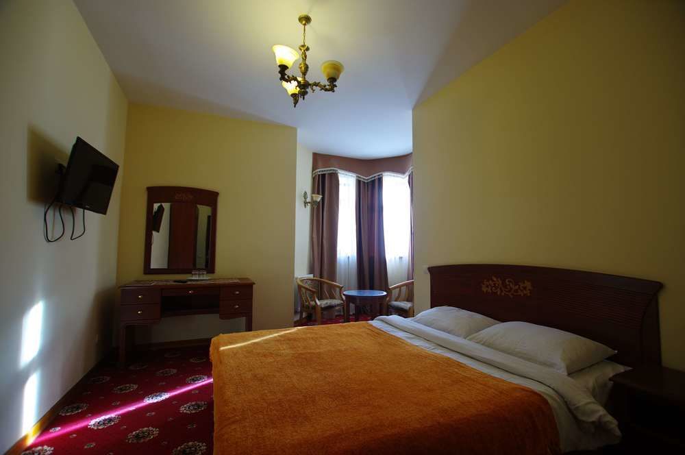 Hotel Lavilia Κίεβο Εξωτερικό φωτογραφία